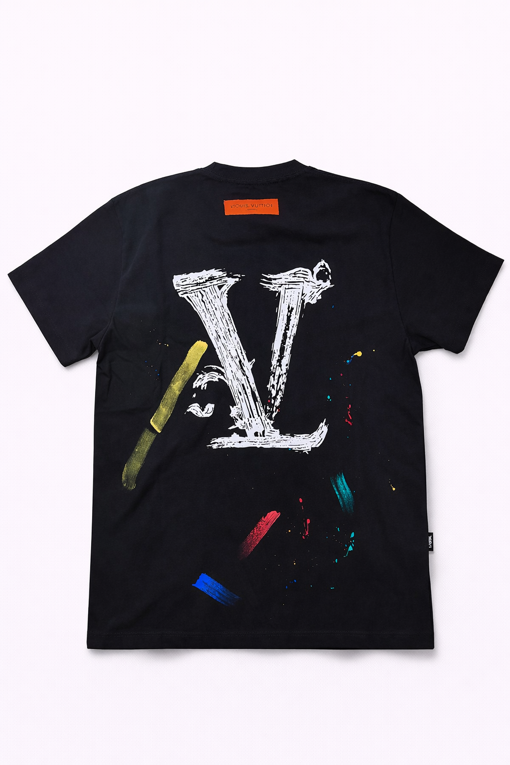 Tricou "Street Melt" – Alb, Bumbac Premium cu Grafică Fluidă