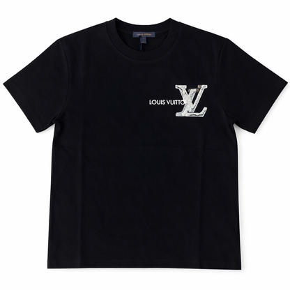 Tricou Premium Black cu Logo Grafic Texturat și Design Modern