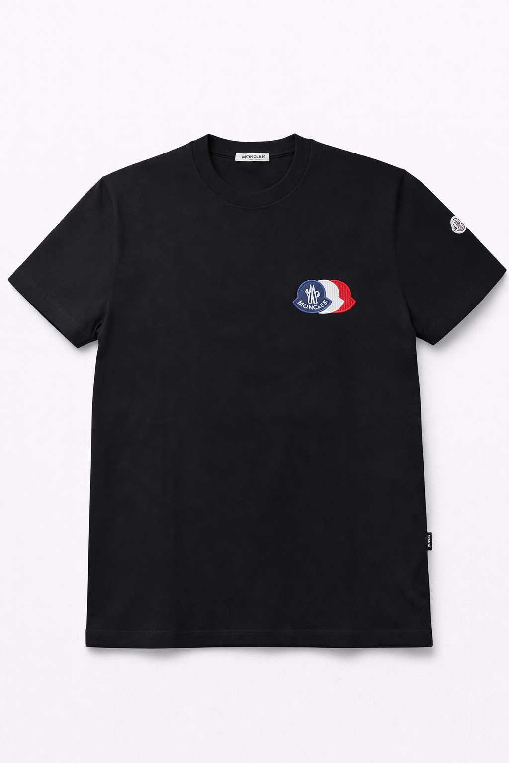 Tricou "Essential Logo" – Negru, Bumbac Soft cu Detaliu Minimalist